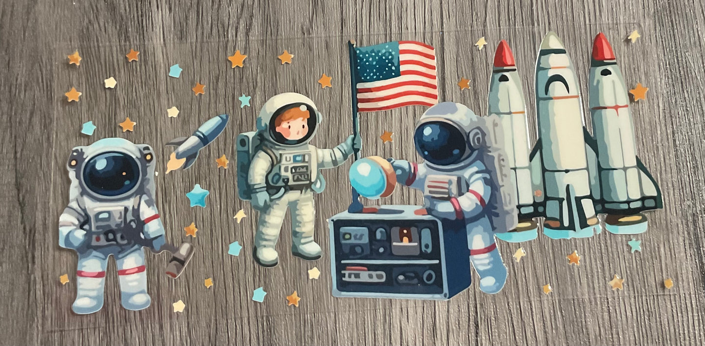 #319 Space theme - astronauts, rockets